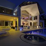 Luxury Villa-los Naranjos Golf Club