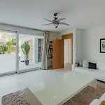 Luxury Villa-los Naranjos Golf Club فيلة ماربيا