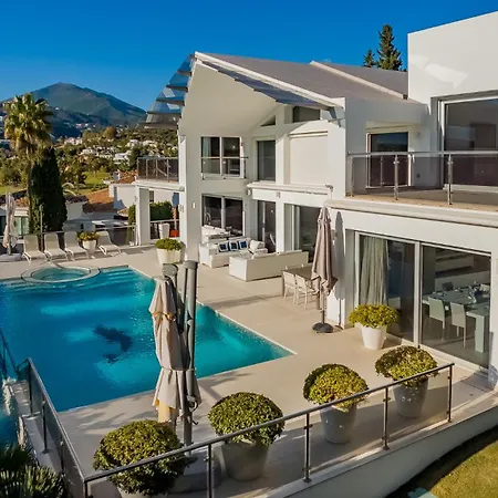 Luxury Villa-los Naranjos Golf Club