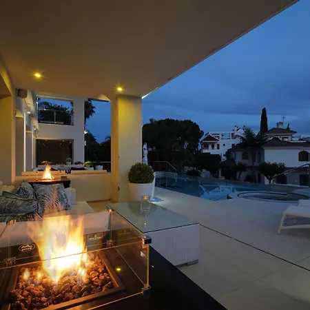 Villa Luxury Villa-los Naranjos Golf Club *