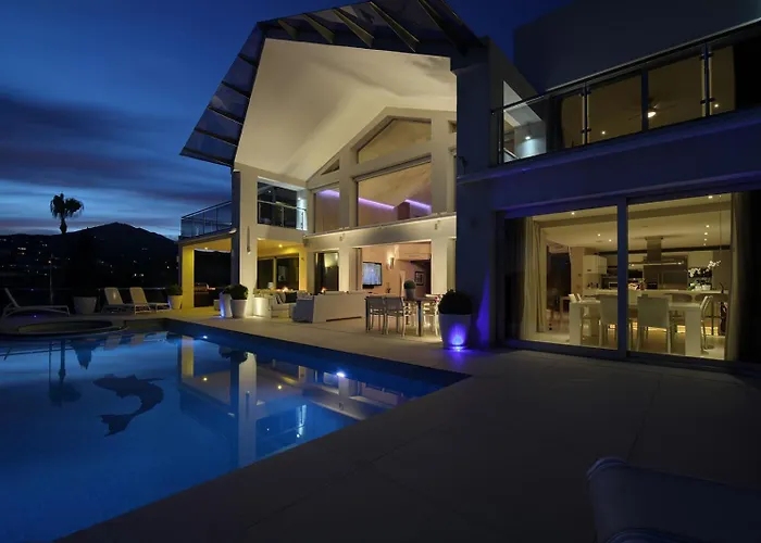 Luxury Villa-los Naranjos Golf Club Villa