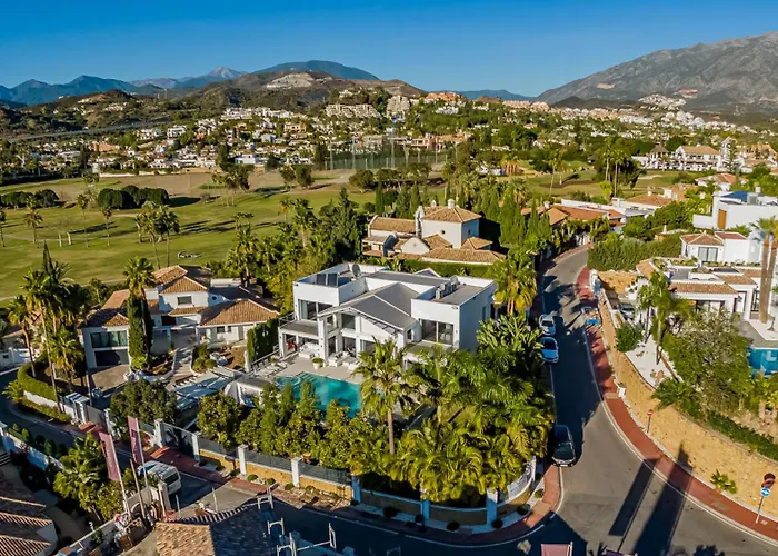 Villa Luxury Villa-los Naranjos Golf Club *